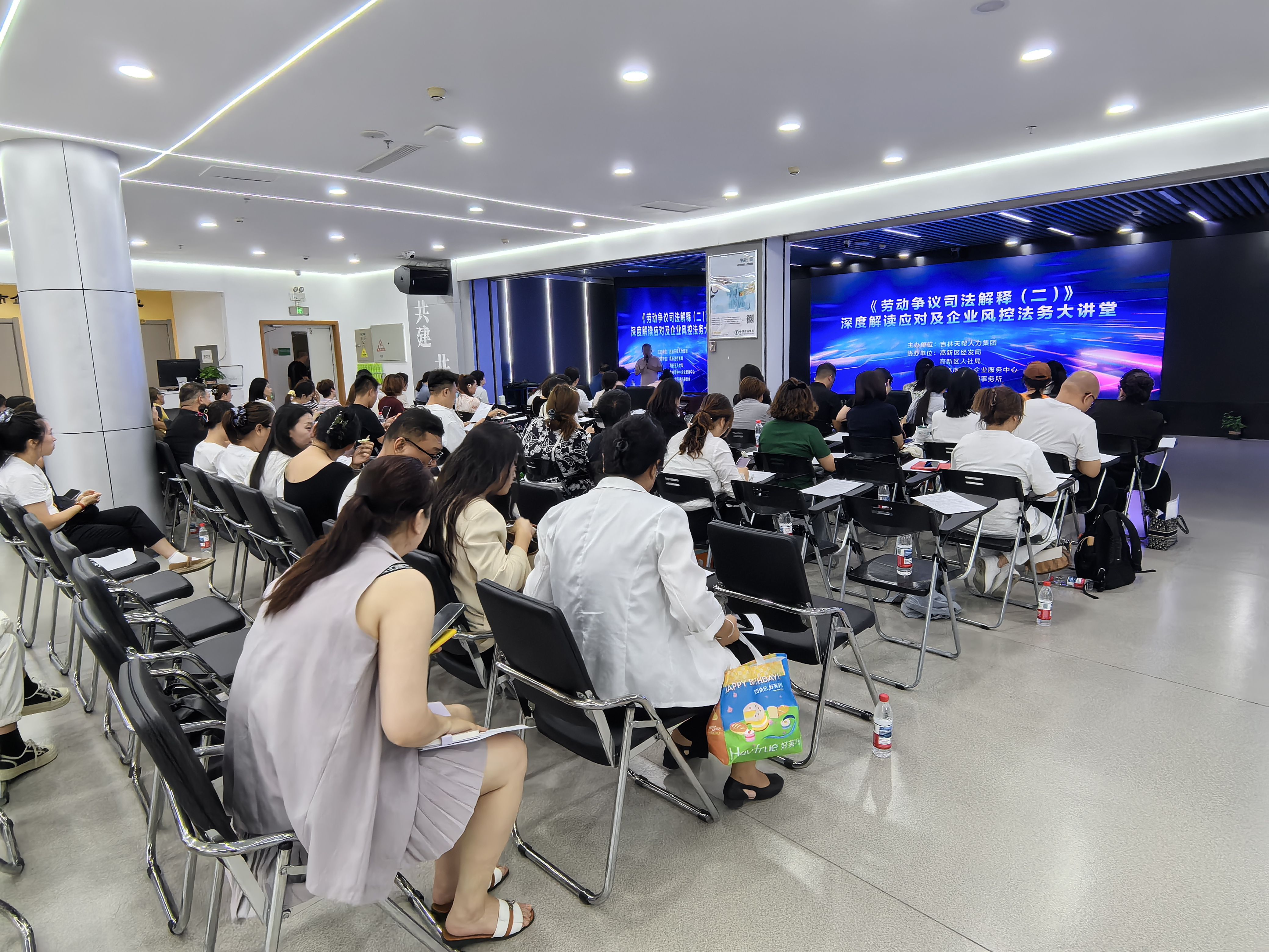 图片7.jpg